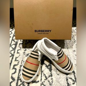 NEW IN THE BOX Burberry Boy’s Sneakers